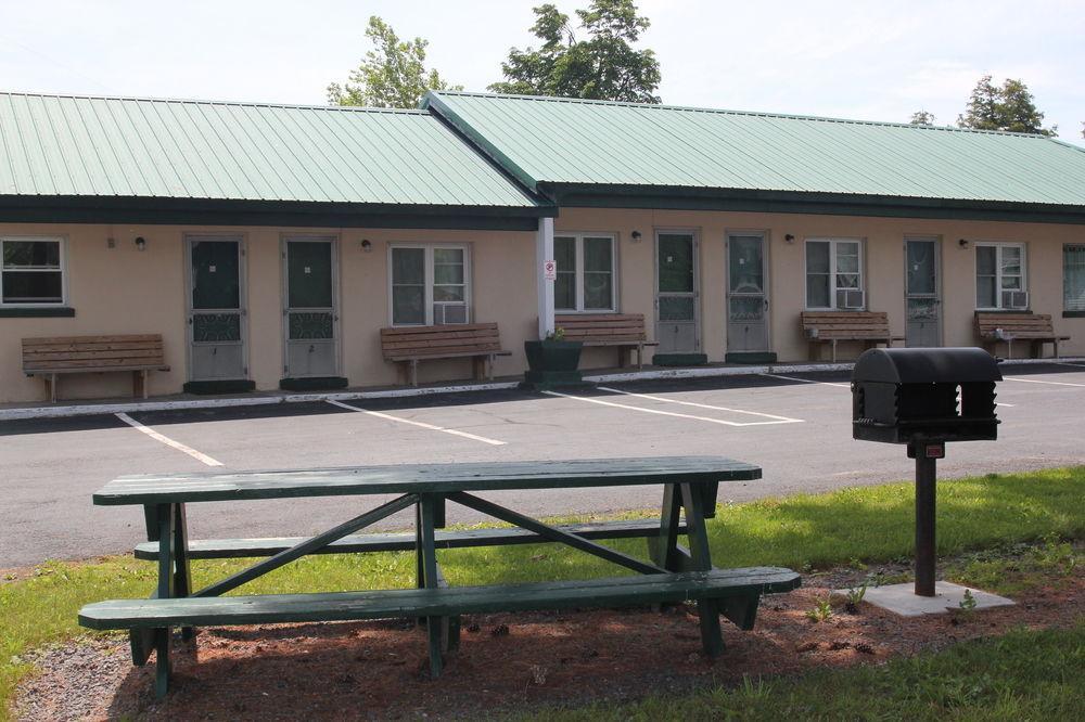 Evergreen Motel Осуиго Экстерьер фото