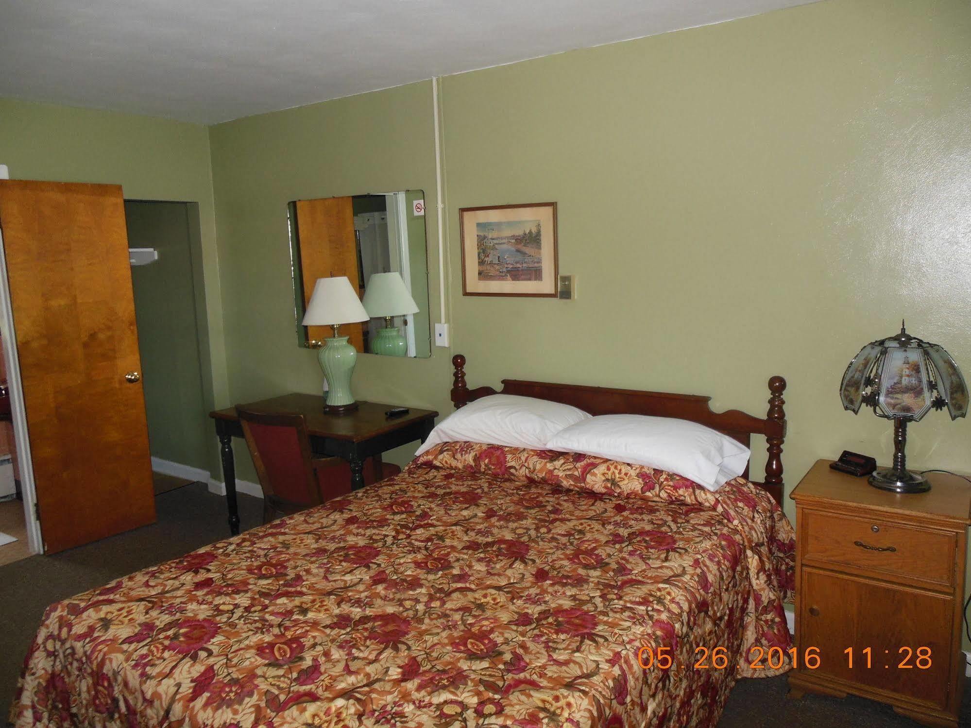 Evergreen Motel Осуиго Экстерьер фото